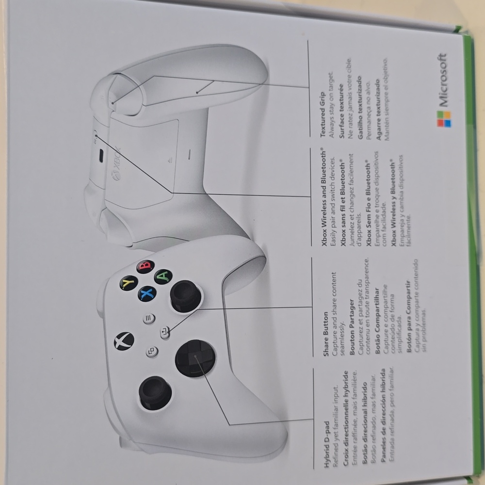 Xbox Wireless Controller - Picture 2 of 3